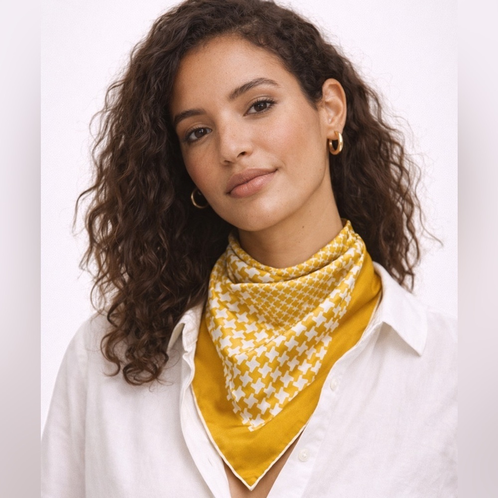 Jean Casanave Vintage Geometric Houndstooth Square Scarf Yellow White 26.5”